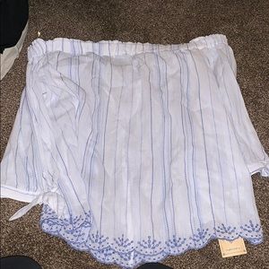 Democracy offshoulder top